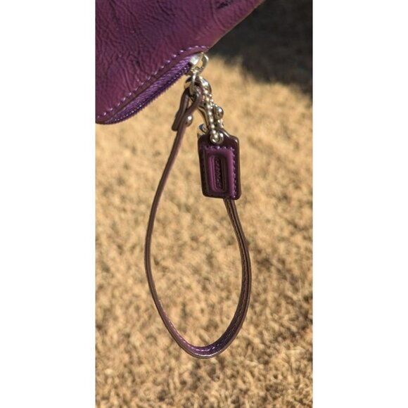 Coach Patent Leather Small Vertical Wristlet Pouch Purple Silver - Picture 8 of 11